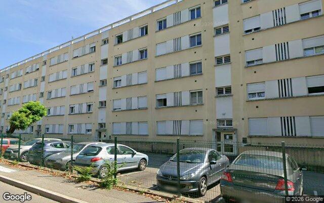 Façade : 42 rue Alfred de Musset, Romans-sur-Isère